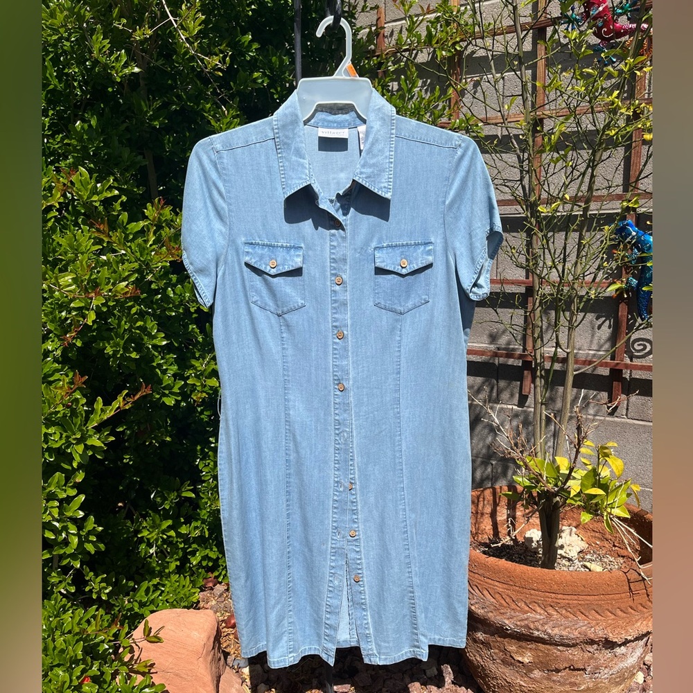 NWT Villager, a  Liz Claiborne Company Chambray dress